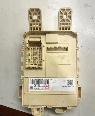 KIA Sportage Fuse module FL00R