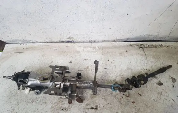 Infiniti Q45 III Steering column universal joint