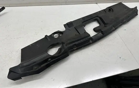 Nissan Leaf II (ZE1) Top upper radiator support slam panel 623225SKOA