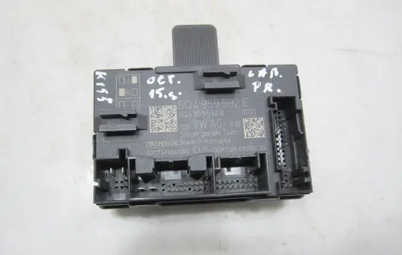 Skoda Octavia Mk3 (5E) Door control unit/module 5Q4959592E 5Q4959592B A2C7494660200