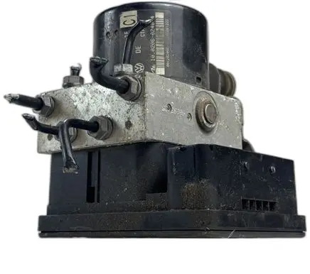 Volkswagen Golf V Master brake cylinder