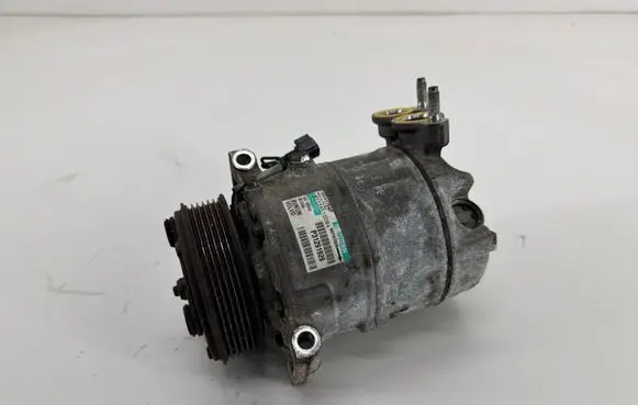 Volvo C30 Air conditioning (A/C) compressor (pump) 31291929
