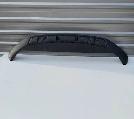 Volvo XC40 Front bumper lip 32136097