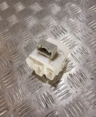 Mitsubishi Colt Fuse module A4545450028
