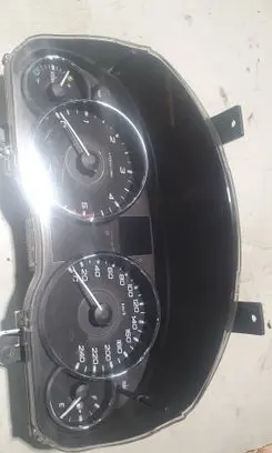 Subaru Outback Speedometer (instrument cluster) 0388011