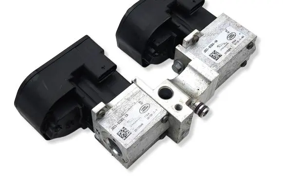Jaguar I-Pace Air conditioning (A/C) expansion valve J9D38D304AA 20112004 251725076