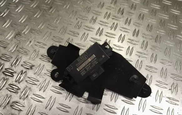 Renault Trafic III (X82) Parking PDC control unit/module 259904115R 303406