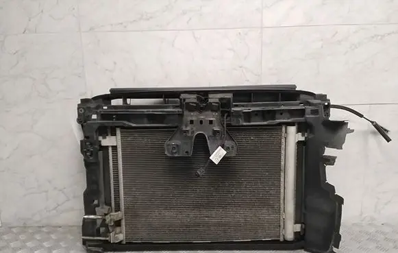 Volkswagen Golf VII Coolant radiator 5Q0121251EM
