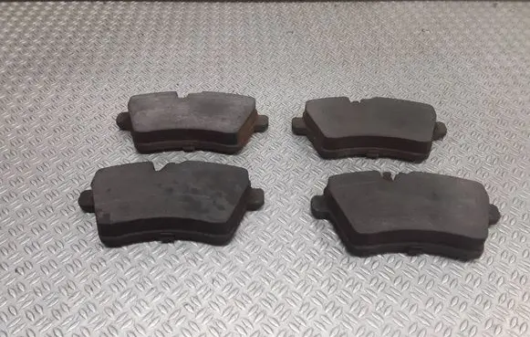 Mercedes-Benz A W169 Brake pads (front) 
