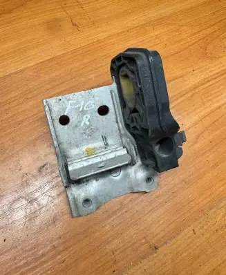 BMW 7 F01 F02 F03 F04 Bottom radiator support slam panel 7186514 7207152 7211162