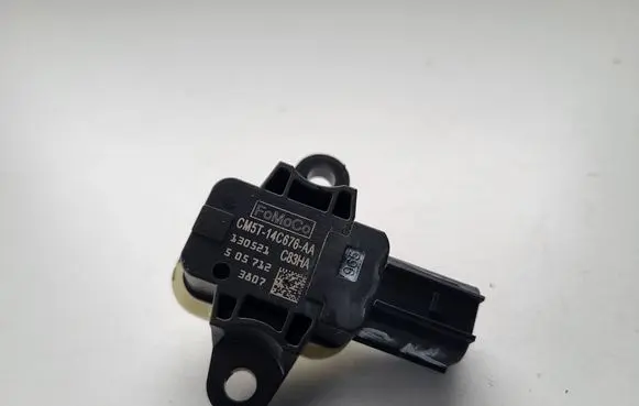 Ford Kuga II Airbag deployment crash/impact sensor