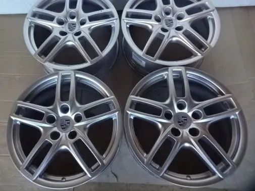 Porsche Cayenne (9PA) R19 alloy rim 