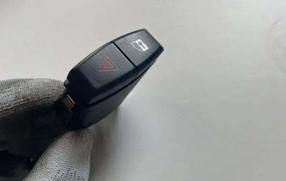 BMW 5 E60 E61 Hazard light switch 6919506 549519500