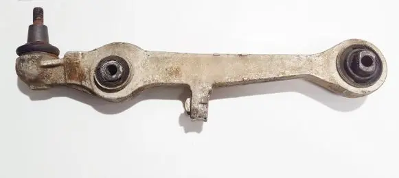 Volkswagen PASSAT B5 Front lower control arm/wishbone