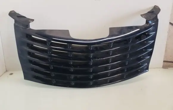 Chrysler PT Cruiser Front bumper upper radiator grill
