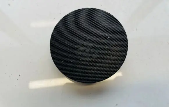 Side speaker trim/cover
