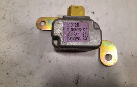 Mazda Premacy Airbag deployment crash/impact sensor C10057KC0A 0H22A