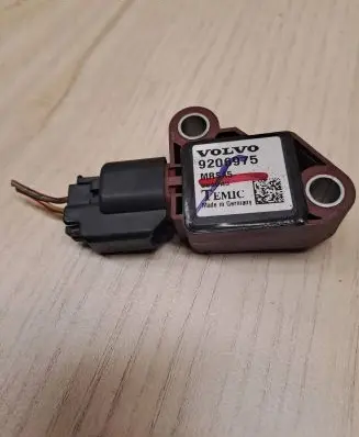 Volvo V50 Airbag deployment crash/impact sensor 9206975