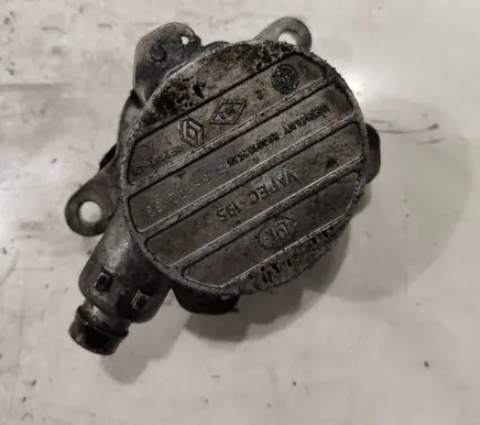 Renault Laguna II Vacuum pump 8200102535