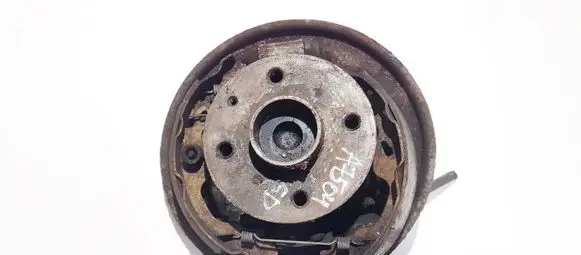 Toyota Aygo AB10 Rear wheel hub
