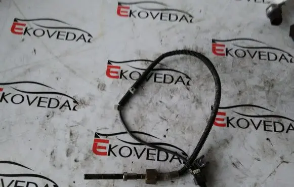 Mercedes-Benz GLC X253 C253 Exhaust gas temperature sensor A0009050805