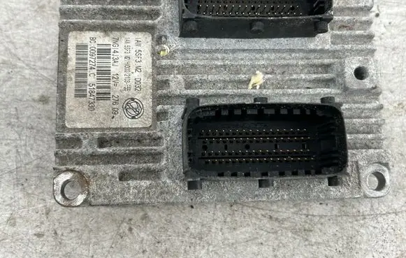 Fiat Grande Punto Engine control unit/module 51847330 0097274C