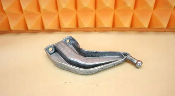 Mercedes-Benz C W204 Engine mounting bracket 6460160238