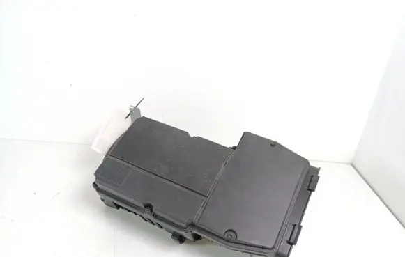 Mercedes-Benz SLK R171 Air filter box A2710900901