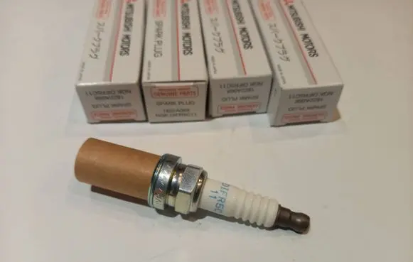 Mitsubishi Lancer X Spark plug 1822A068