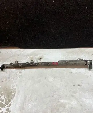 BMW 5 E60 E61 Fuel main line pipe 779961002 000627L5 0445216023