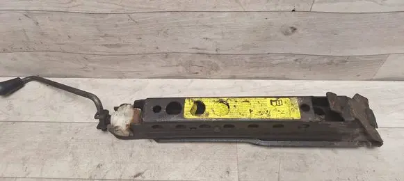 Volkswagen Golf IV Lift Jack 4A0011031B 4A0011031