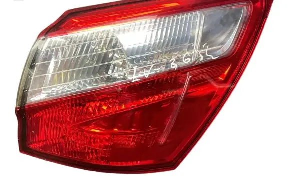 Nissan Qashqai Rear/tail lights 89503244