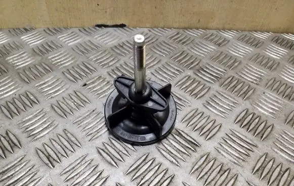 Ford Mondeo MK V Spare wheel bolt ES7C1402BA
