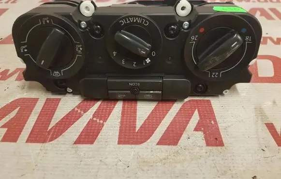 Volkswagen Golf IV Climate control unit 1K2820045B