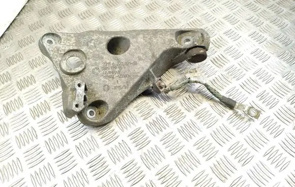 BMW X6 E71 Engine mounting bracket 6790021 69572910 46000