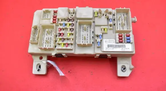 Ford Focus C-MAX Fuse box set 7M5T-14A073-BB