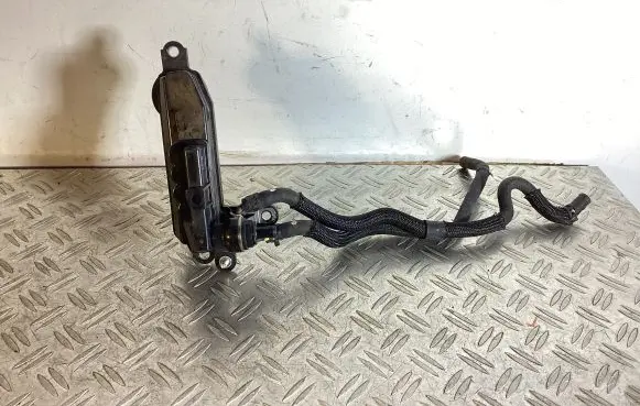 Lexus GS 250 350 300H 450H Oil breather separator 1221631030