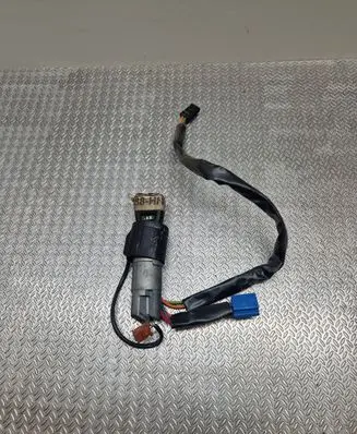 Peugeot 206 Ignition lock 9641551180