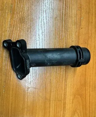 BMW 6 F12 F13 Engine coolant pipe/hose 7810707 10808611