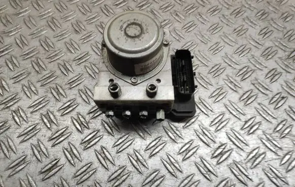 Nissan Juke I F15 ABS Pump 87103917 E44101759