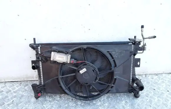 Ford Focus Radiator set 1137328567