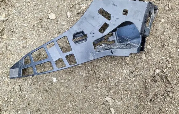 Mercedes-Benz GLA W156 Front bumper mounting bracket A1568858300