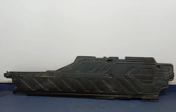 Mercedes-Benz AMG GT R190 C190 Front underbody cover/under tray A2136806407