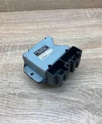 Toyota Prius (XW20) Heater blower motor/fan resistor 8716547020 4993001200
