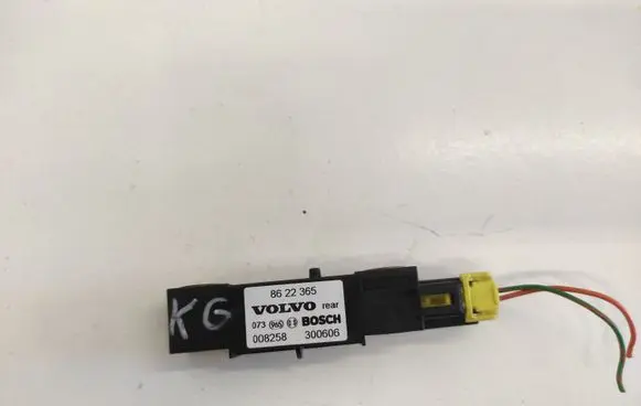 Volvo XC70 Airbag deployment crash/impact sensor 8622365 008258 300606