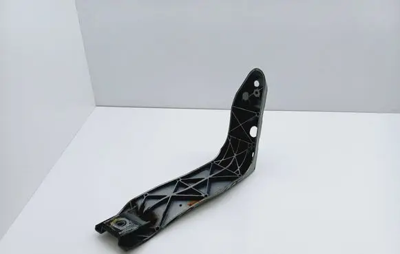 Audi A4 S4 B6 8E 8H Front bumper mounting bracket 8E0821137B
