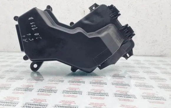 Audi A6 S6 C6 4F Fuse box set 4F1937575A