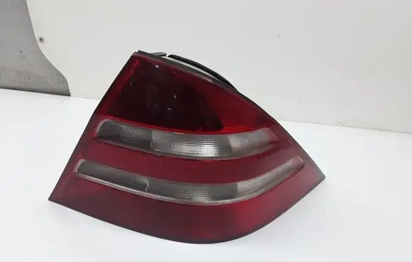 Mercedes-Benz S W220 Rear/tail lights