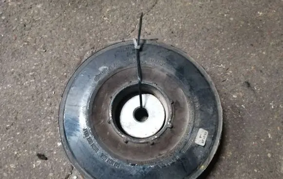 Renault Megane II Crankshaft pulley