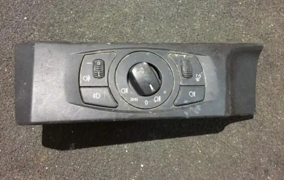 BMW 5 E60 E61 Light switch 6925295 063728